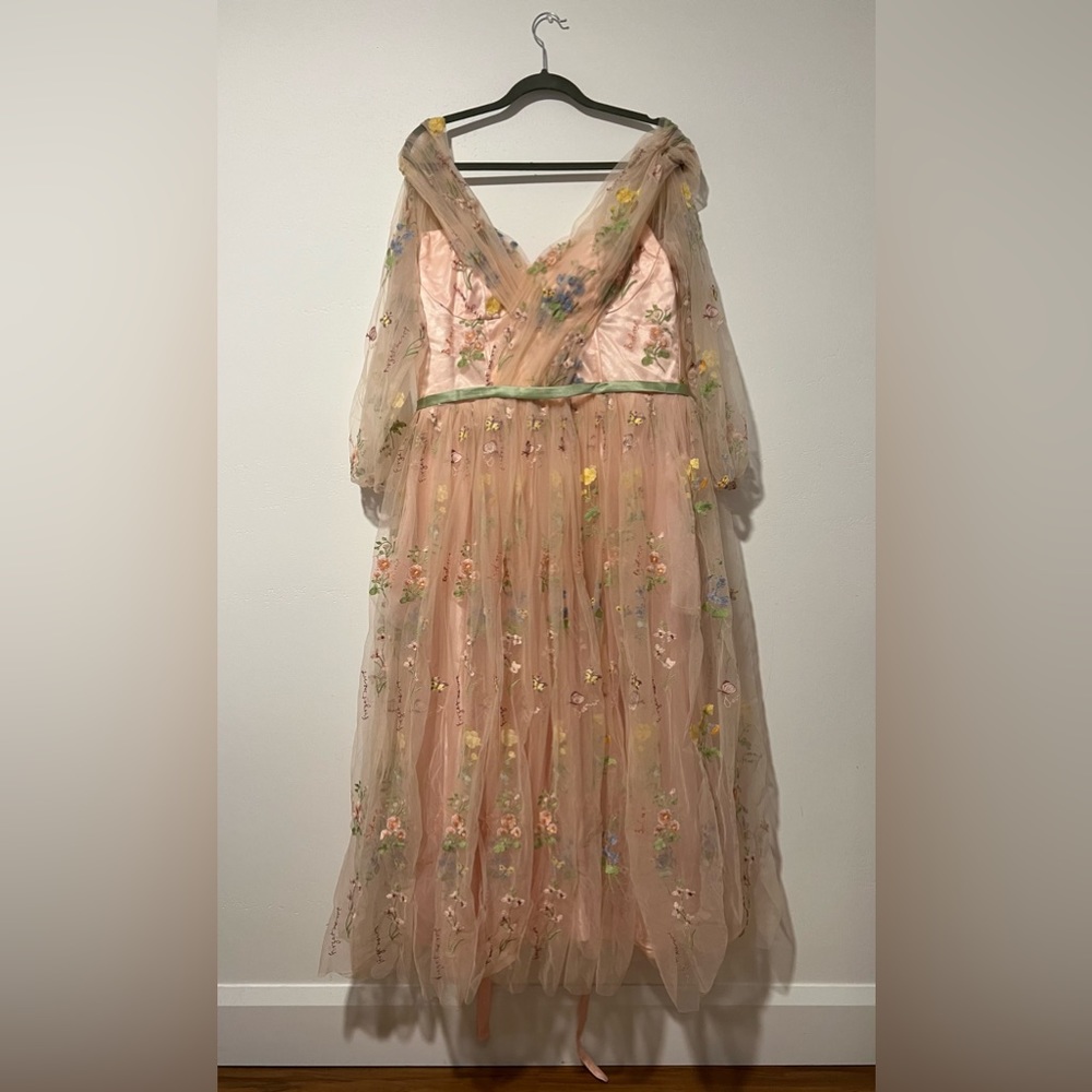 Puffy sleeve floral tulle midi prom dress